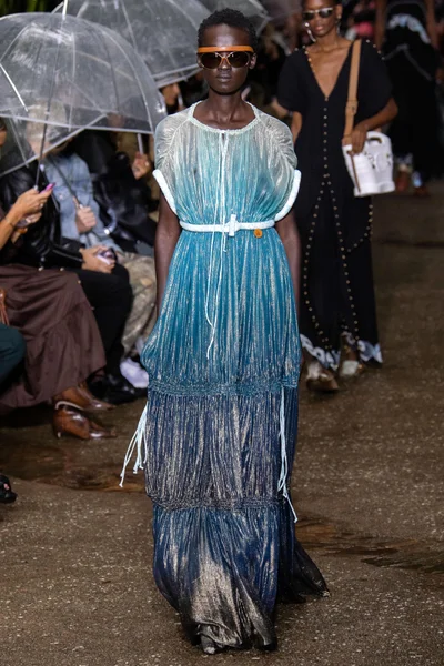 Look 54